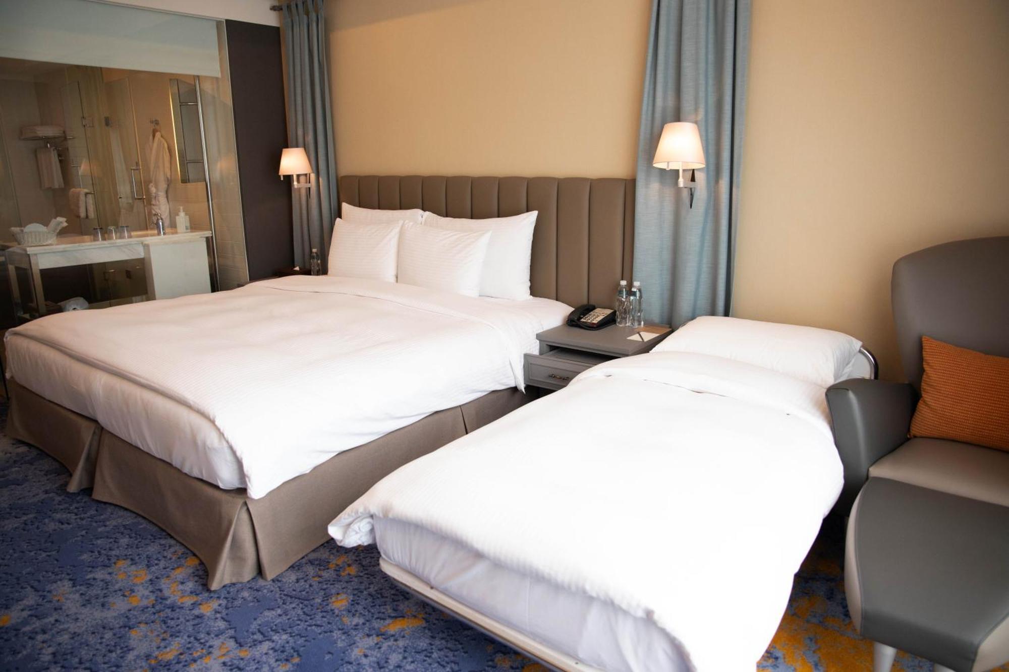 Grand Victoria Hotel Taipei Bagian luar foto