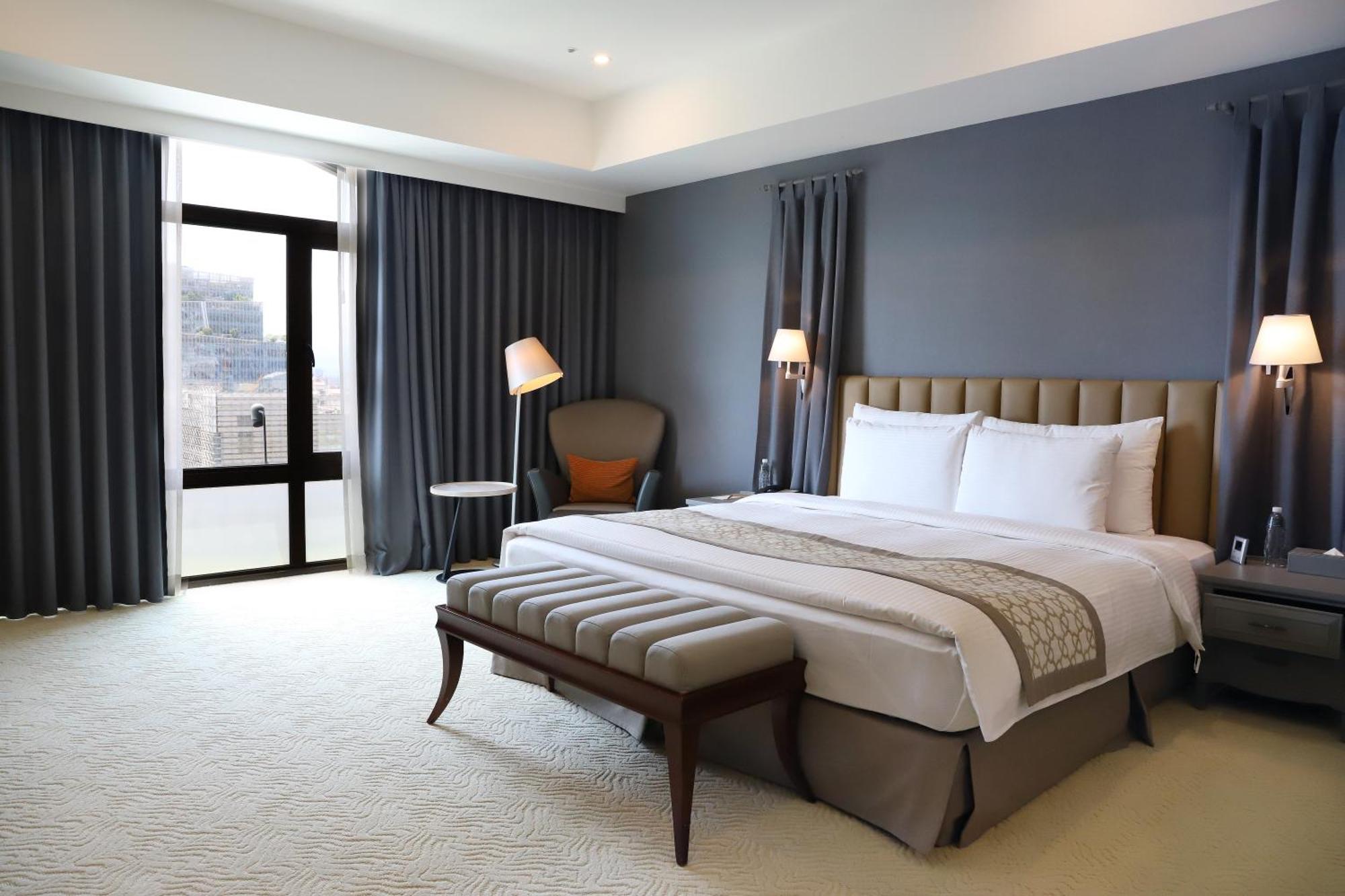 Grand Victoria Hotel Taipei Bagian luar foto