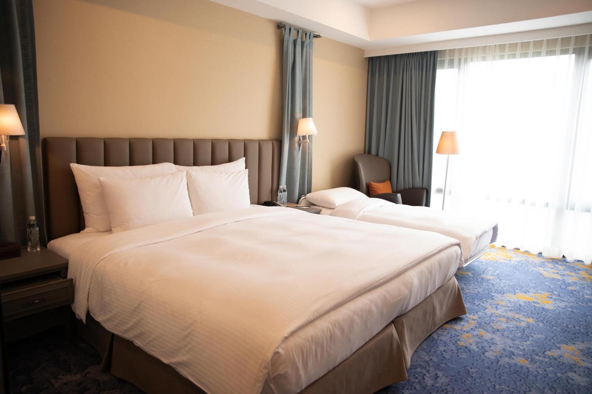 Grand Victoria Hotel Taipei Bagian luar foto